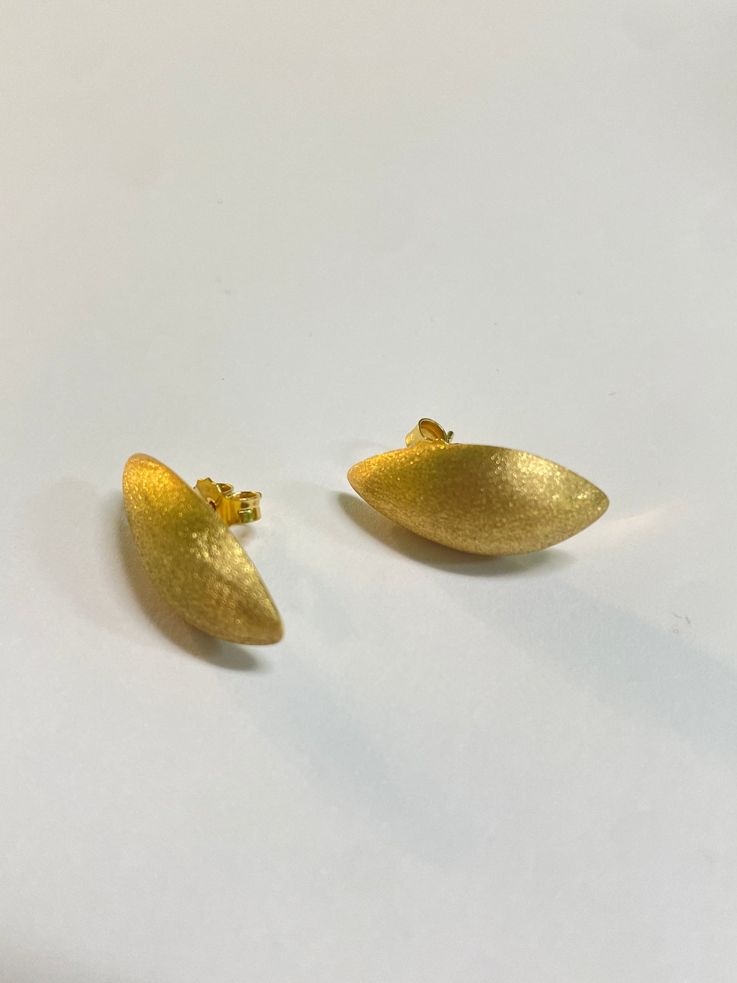 14K Yellow Gold Earring