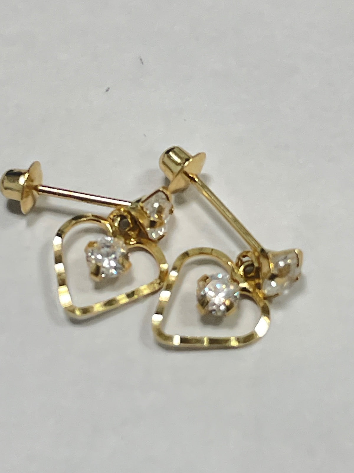 18K Yellow Gold Heart Earring with CZ