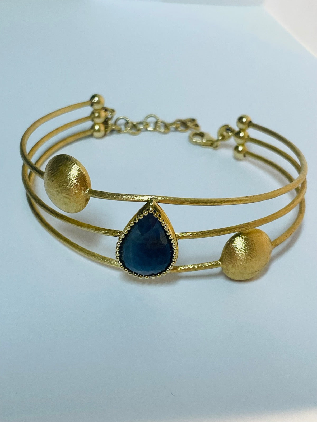 14K Yellow Gold Bracelet with Sapphire