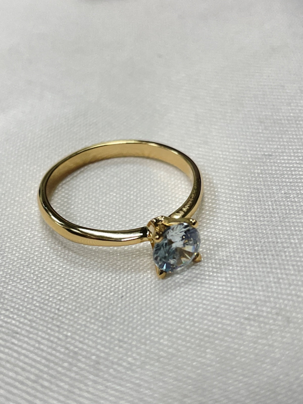18K Yellow Gold Engagement Ring with CZ