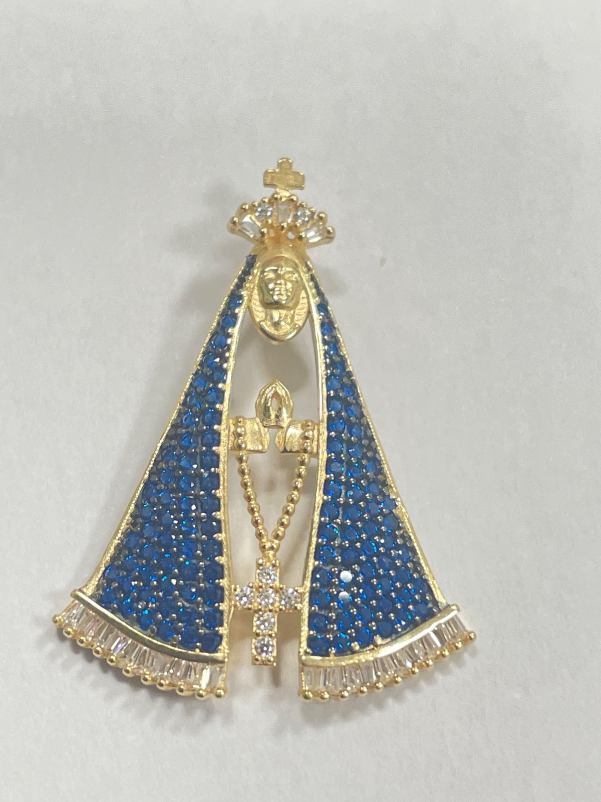 18K Yellow Gold Pendant with CZ