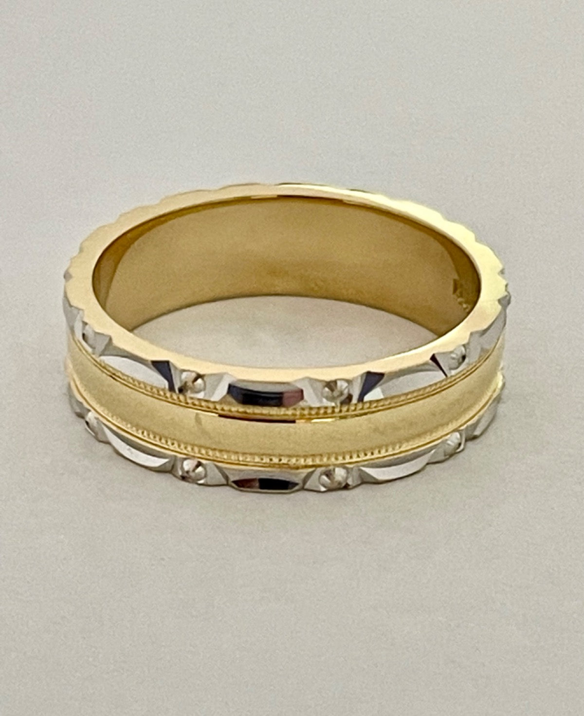 18K Two-Tone Gold Diamond Cut Wedding Band