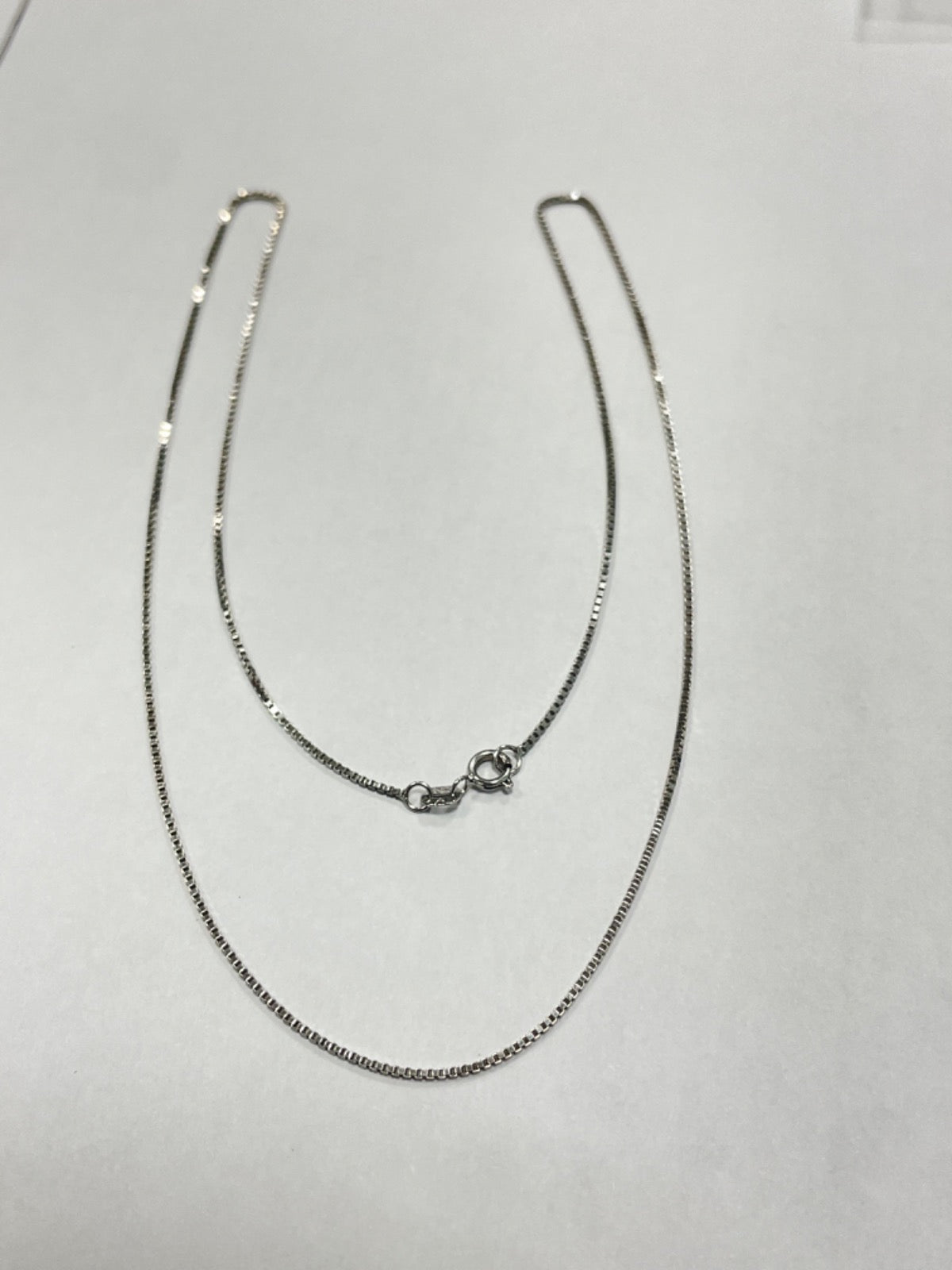 18K White Gold Box Chain