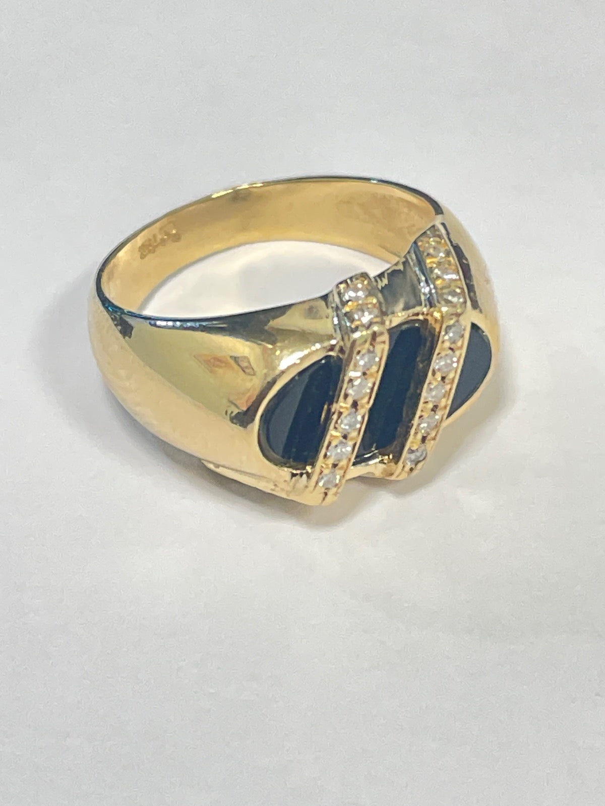 18K Yellow Gold Little Finger Men's Ring with Diamond and Onyx