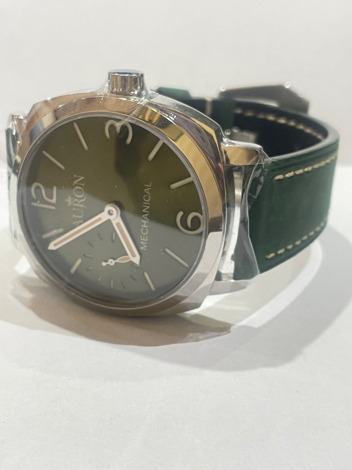 Auron Men's Watch