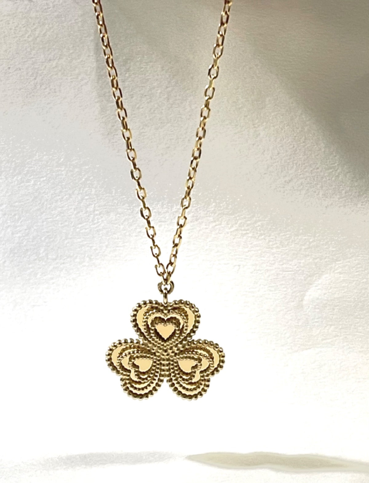 18K Yellow Gold Clover Charm Necklace Set