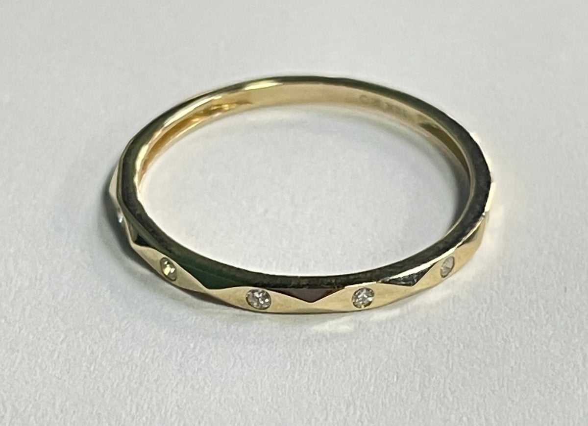 14K Yellow Gold Ring with Diamond