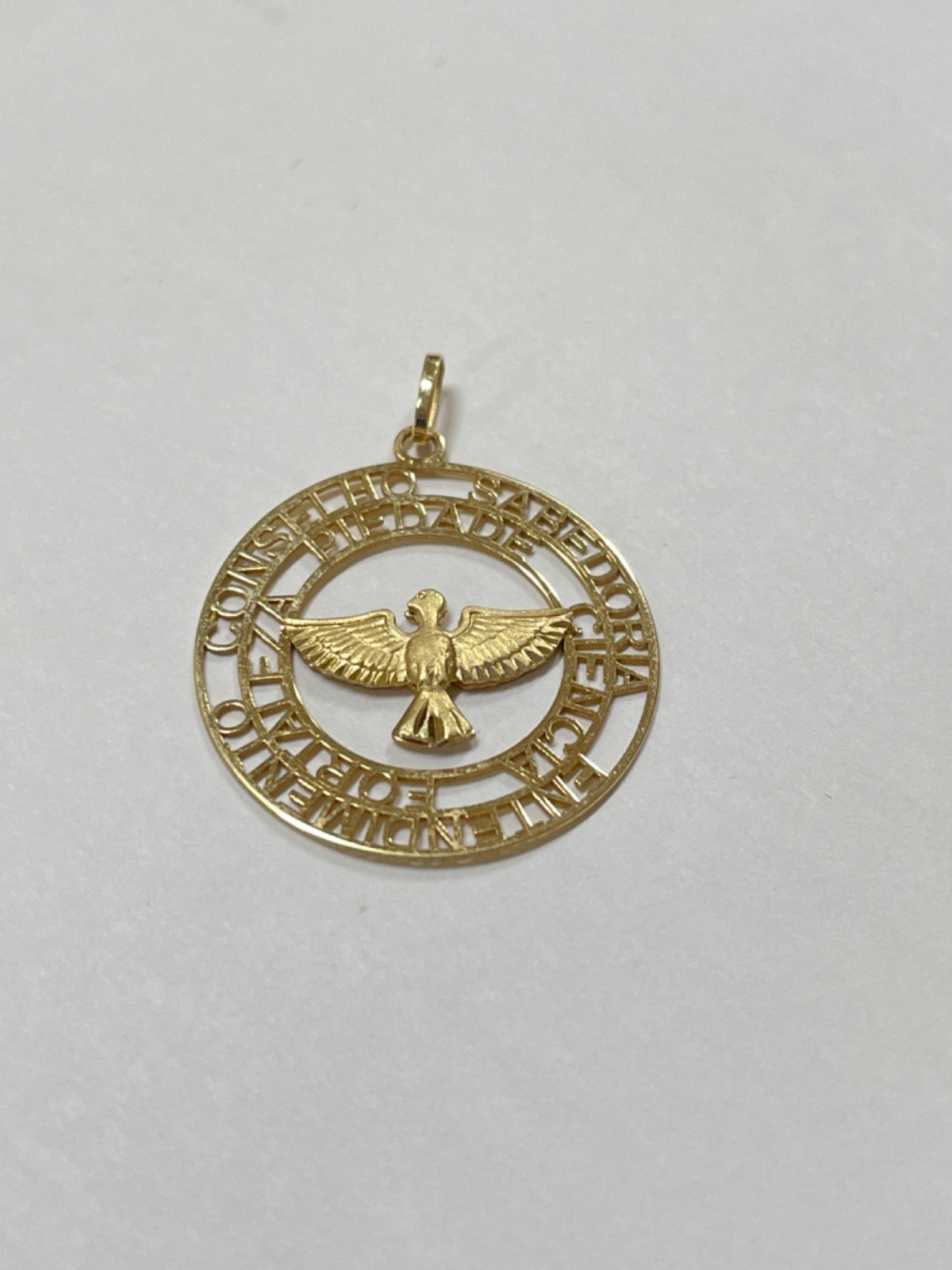 18K Yellow Gold Pendant
