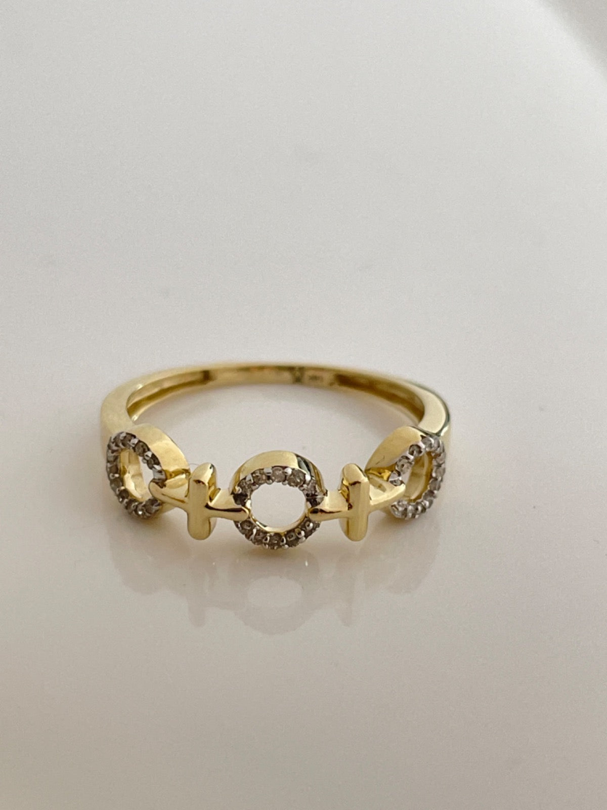 14K Yellow Gold Ring with Diamond