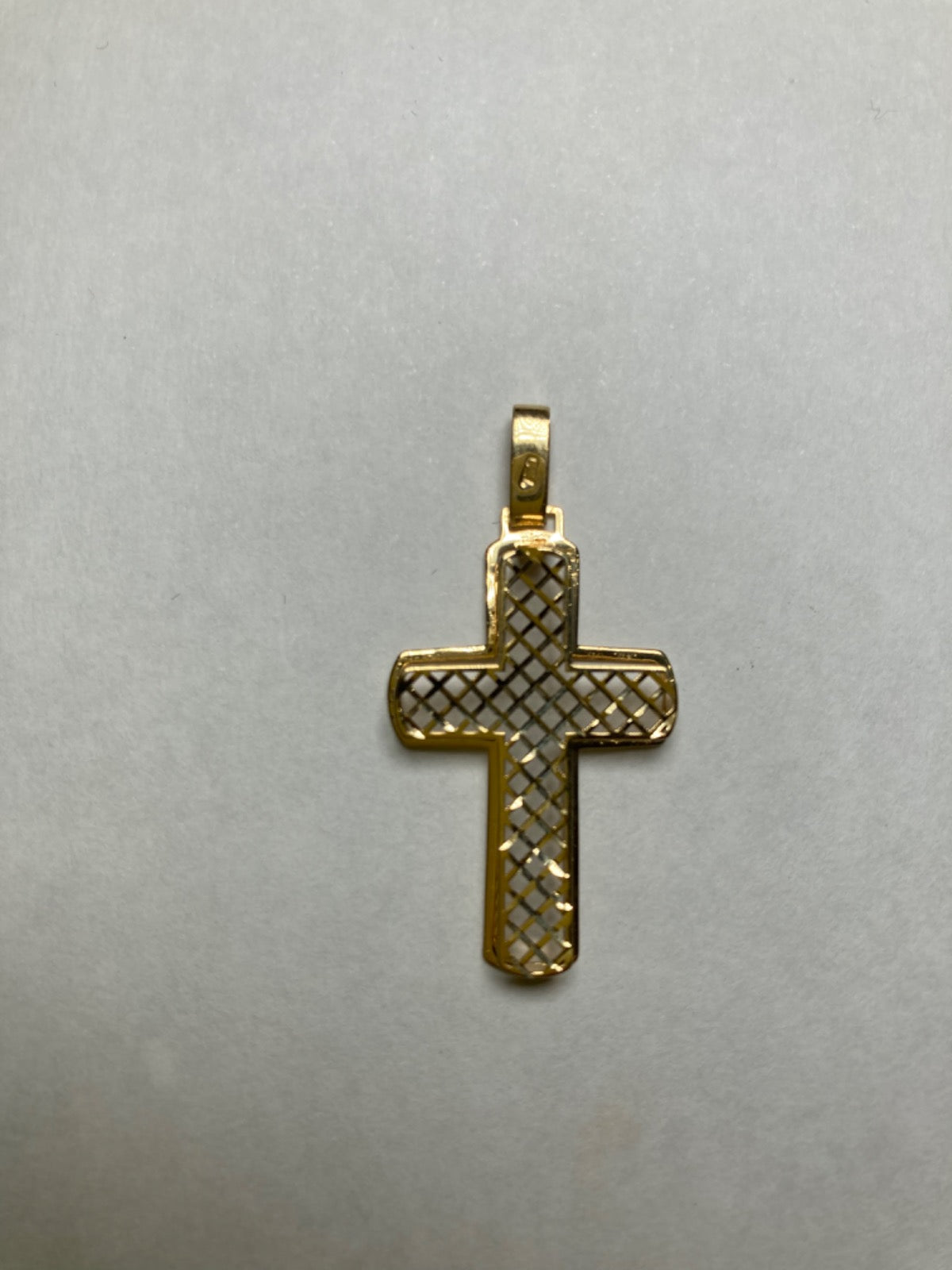 18K Yellow Gold Pendant