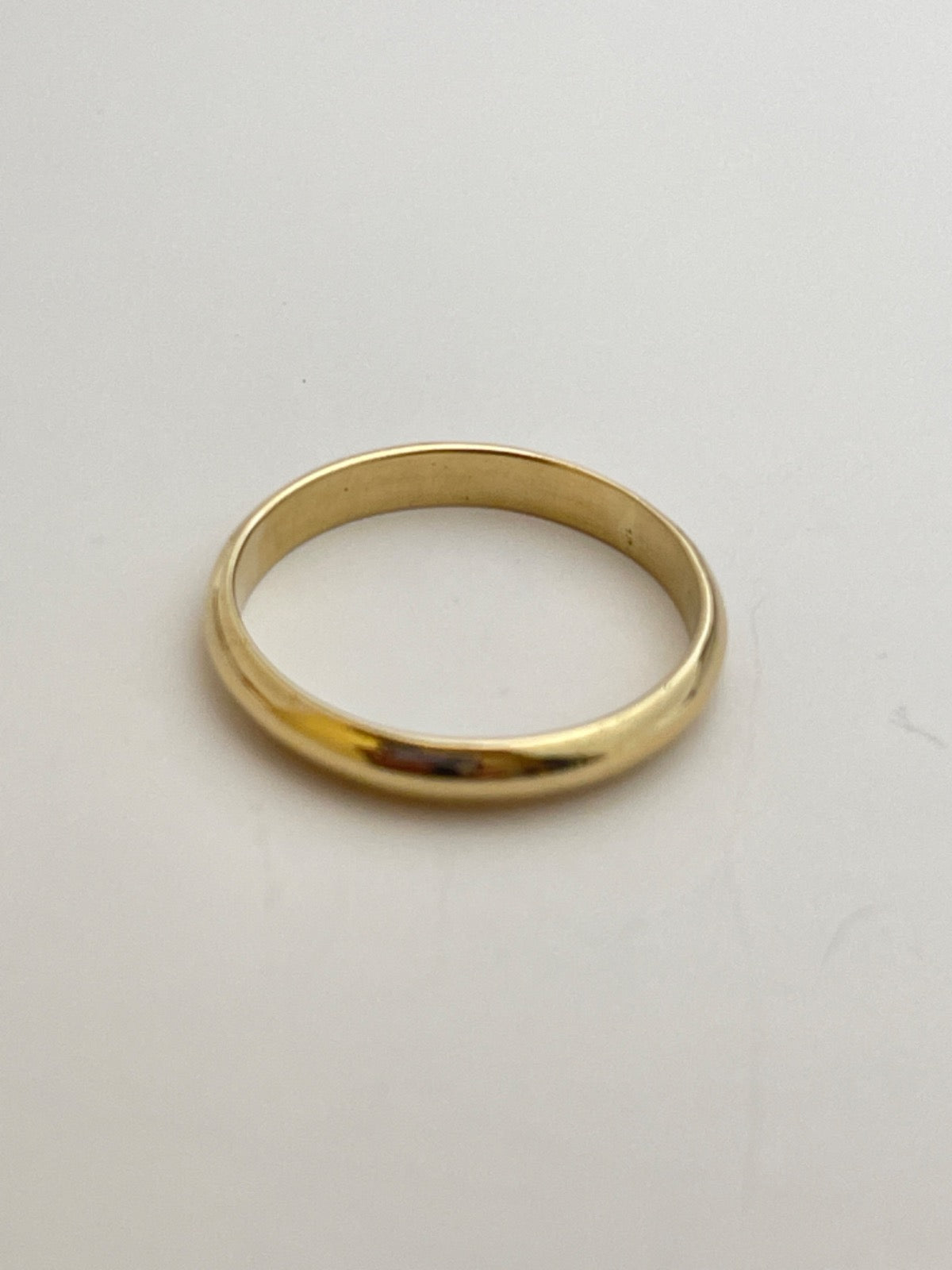 18K Yellow Gold Wedding Band