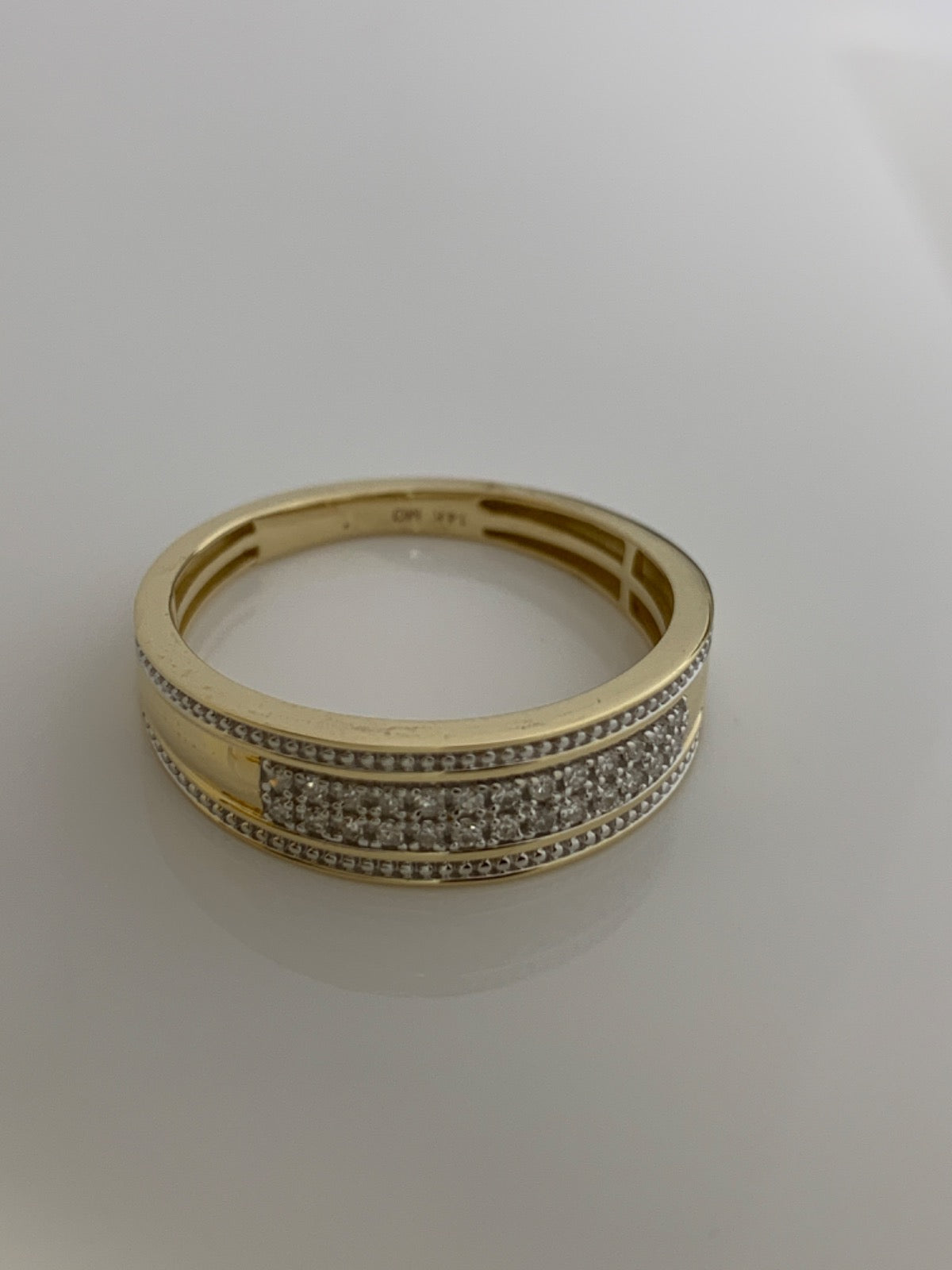 14K Yellow Gold Wedding Band with Diamond