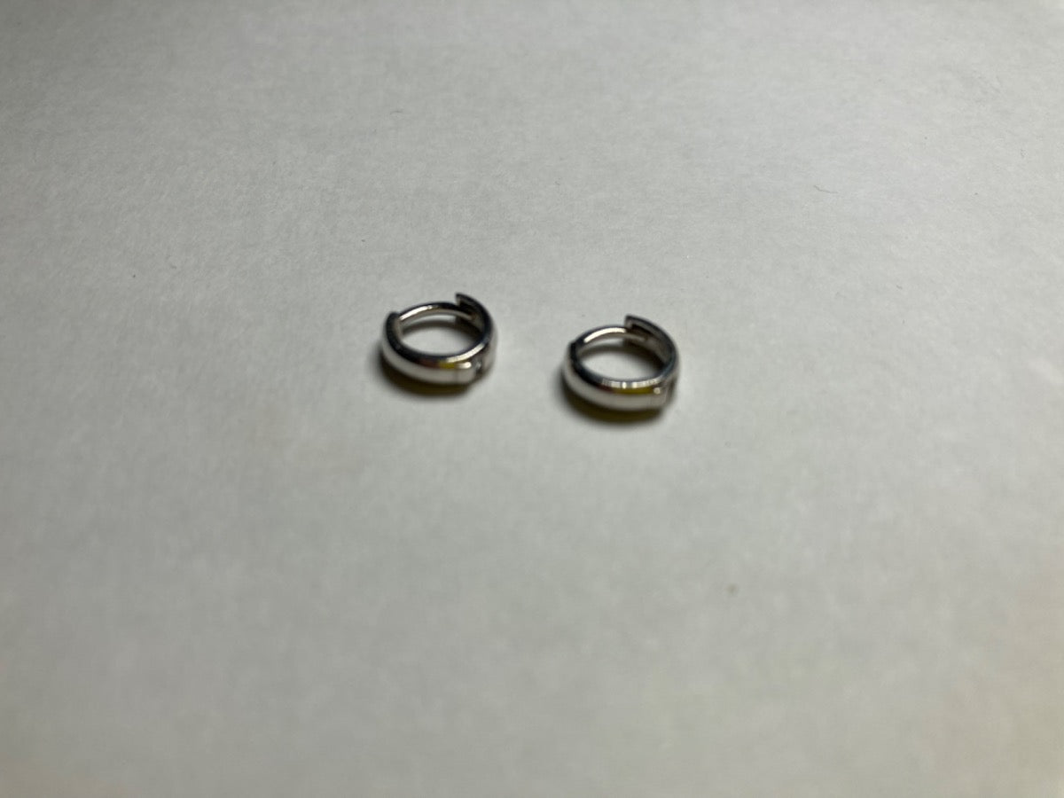 14K White Gold Earring