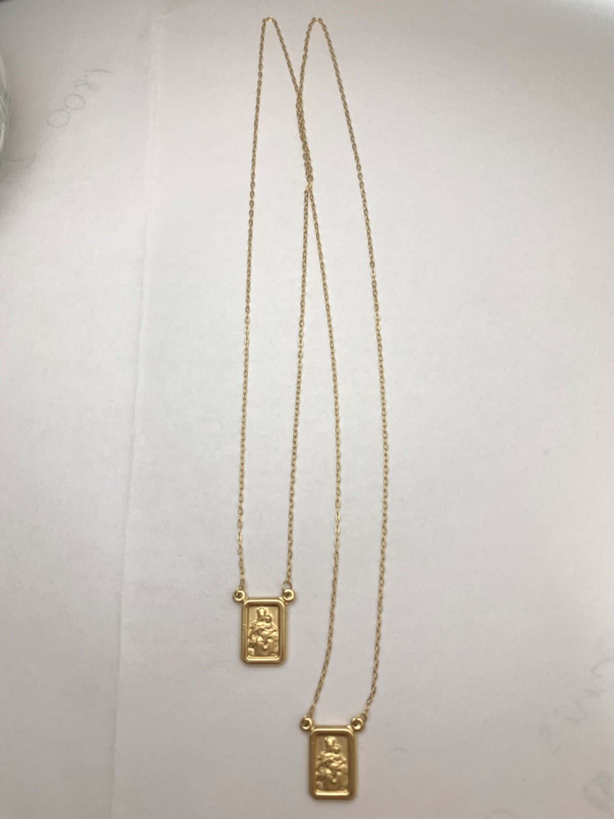 18K Yellow Gold Charm Necklace Set