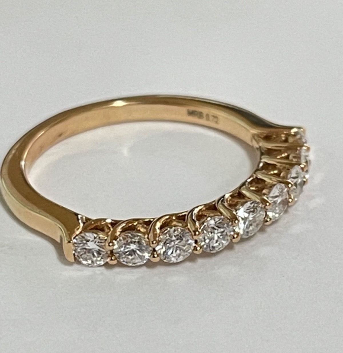 18K Rose Gold Ring with Diamond