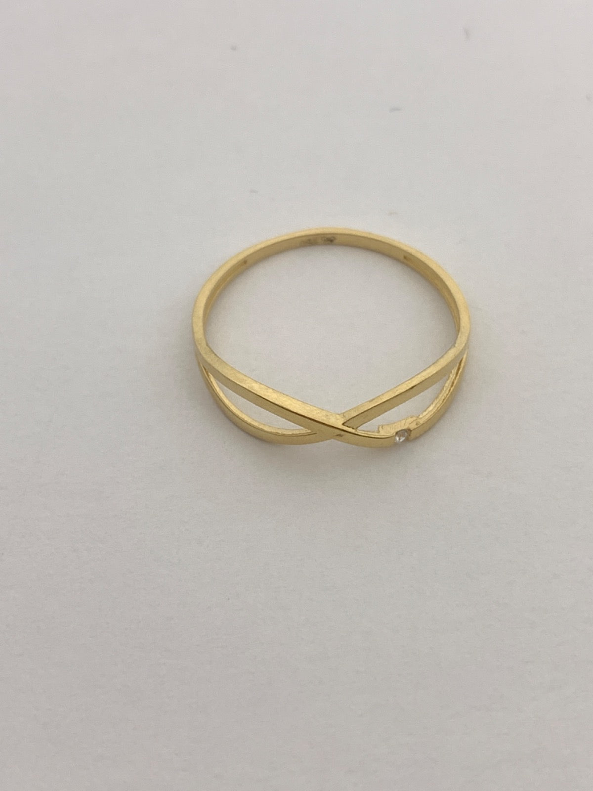18K Yellow Gold Ring with CZ