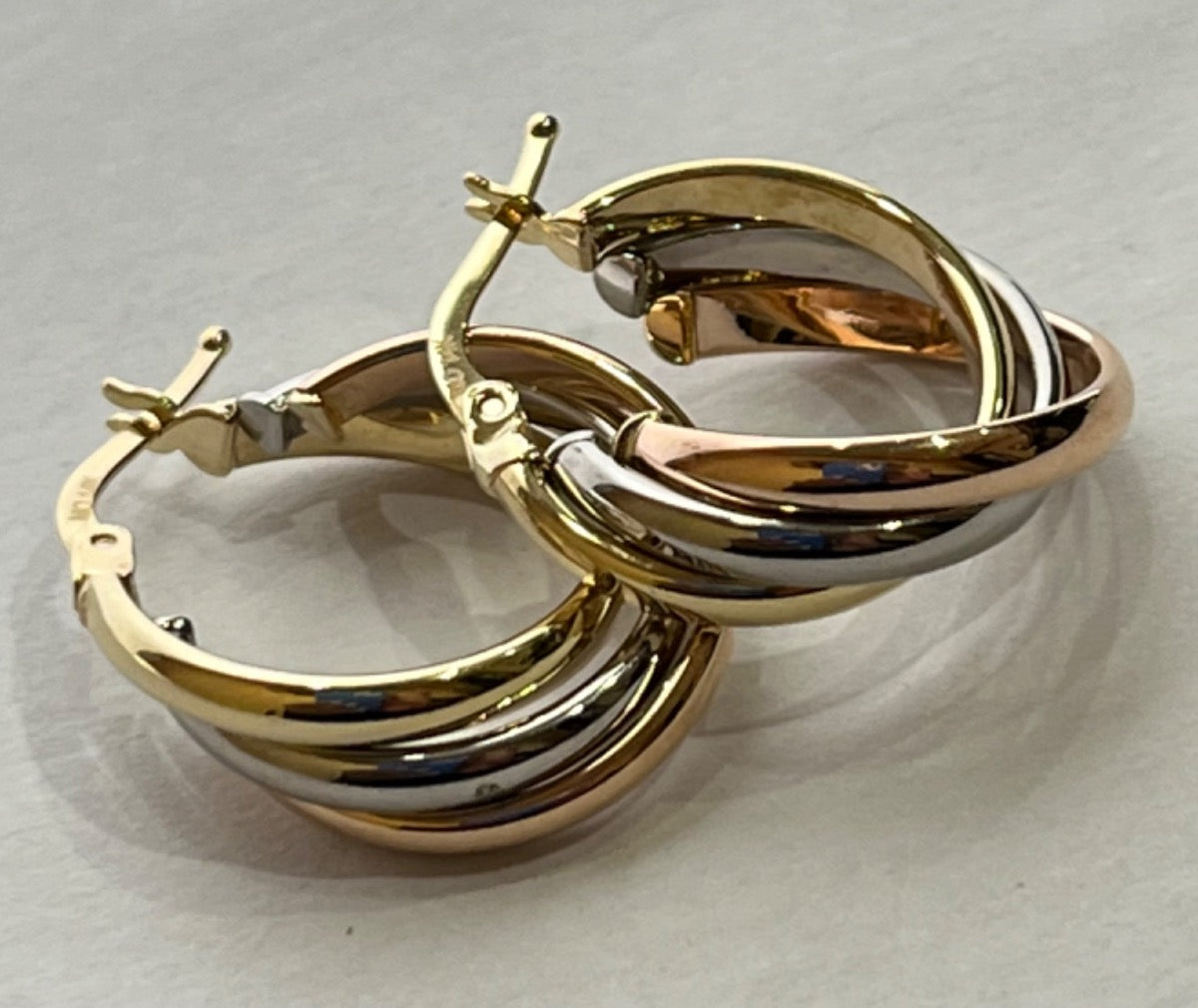 14K Tri-Tone Gold Hope Earring
