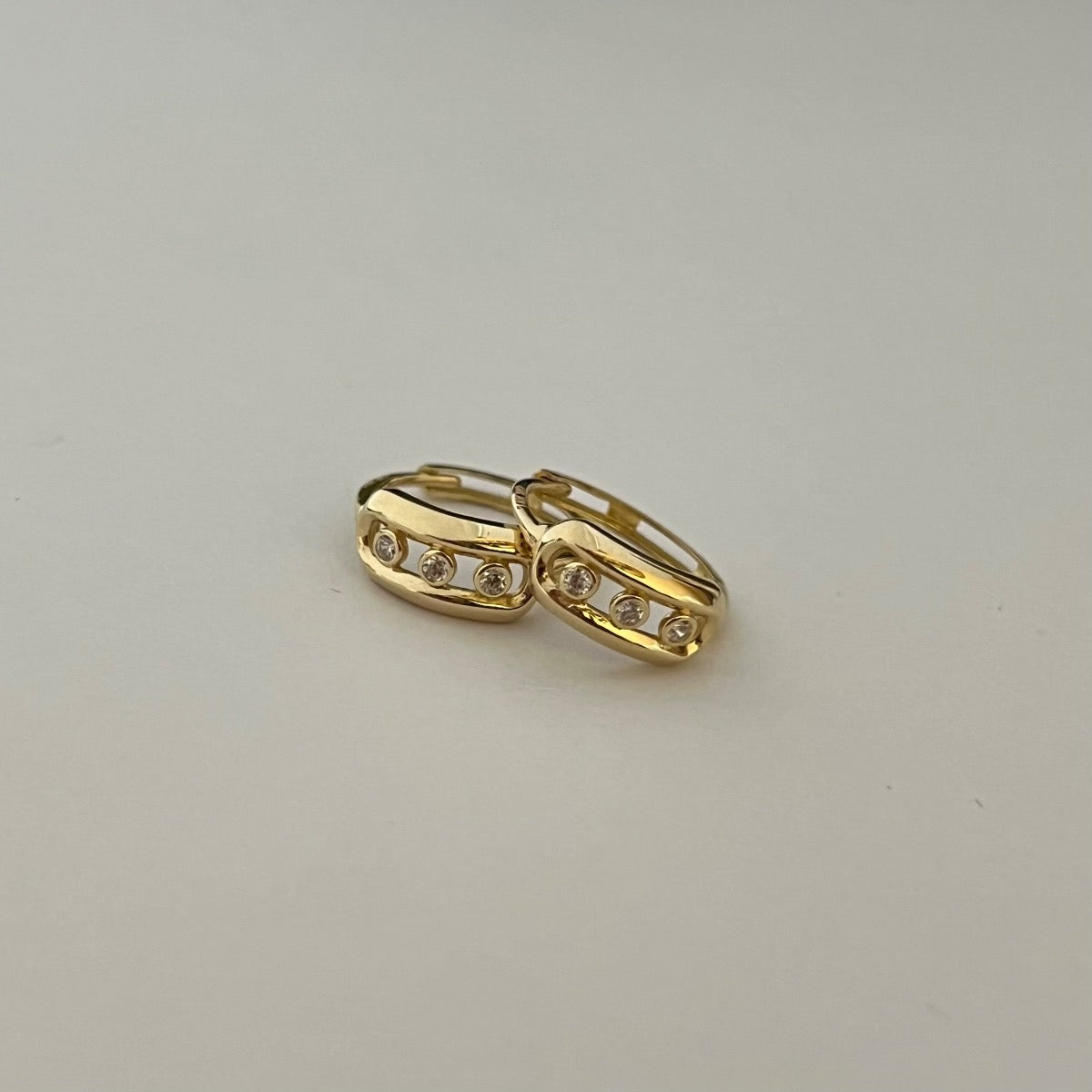 14K Yellow Gold Hoop Earring with CZ