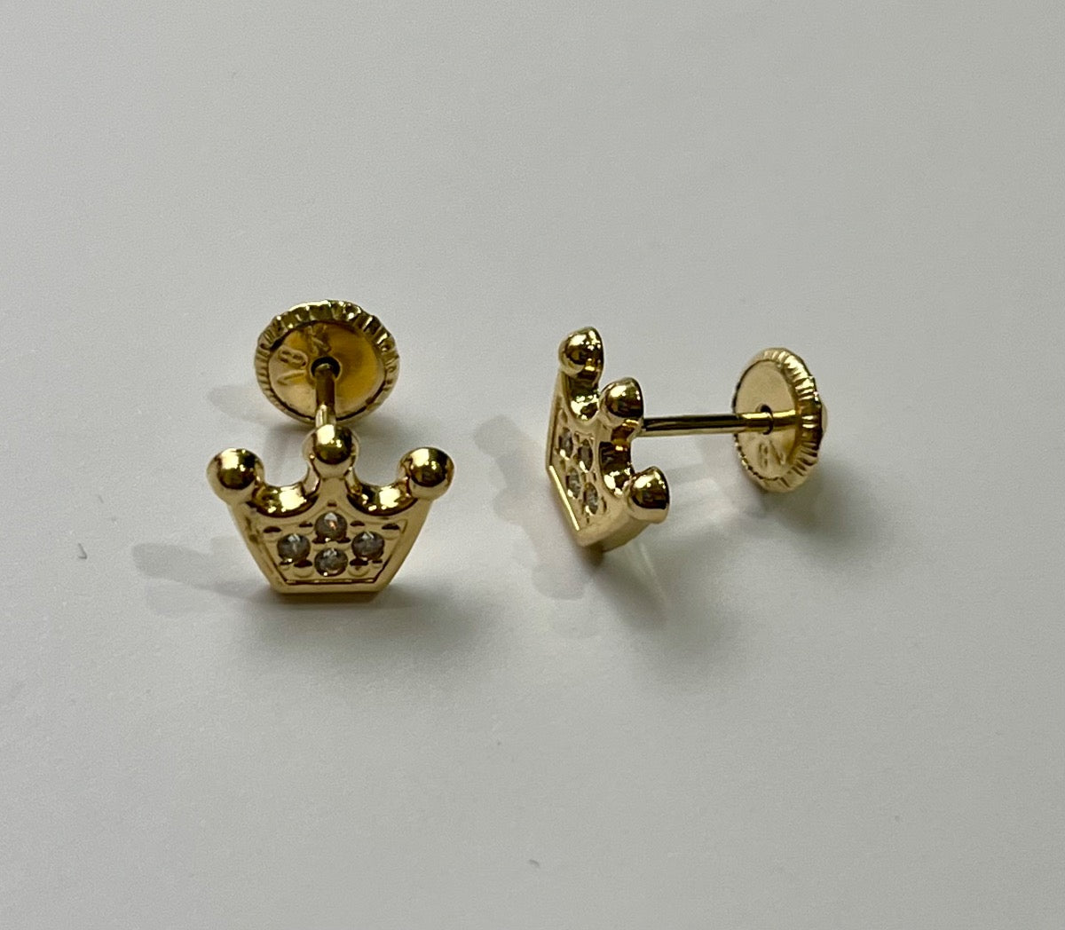 18K Yellow Gold Crown Earring with CZ