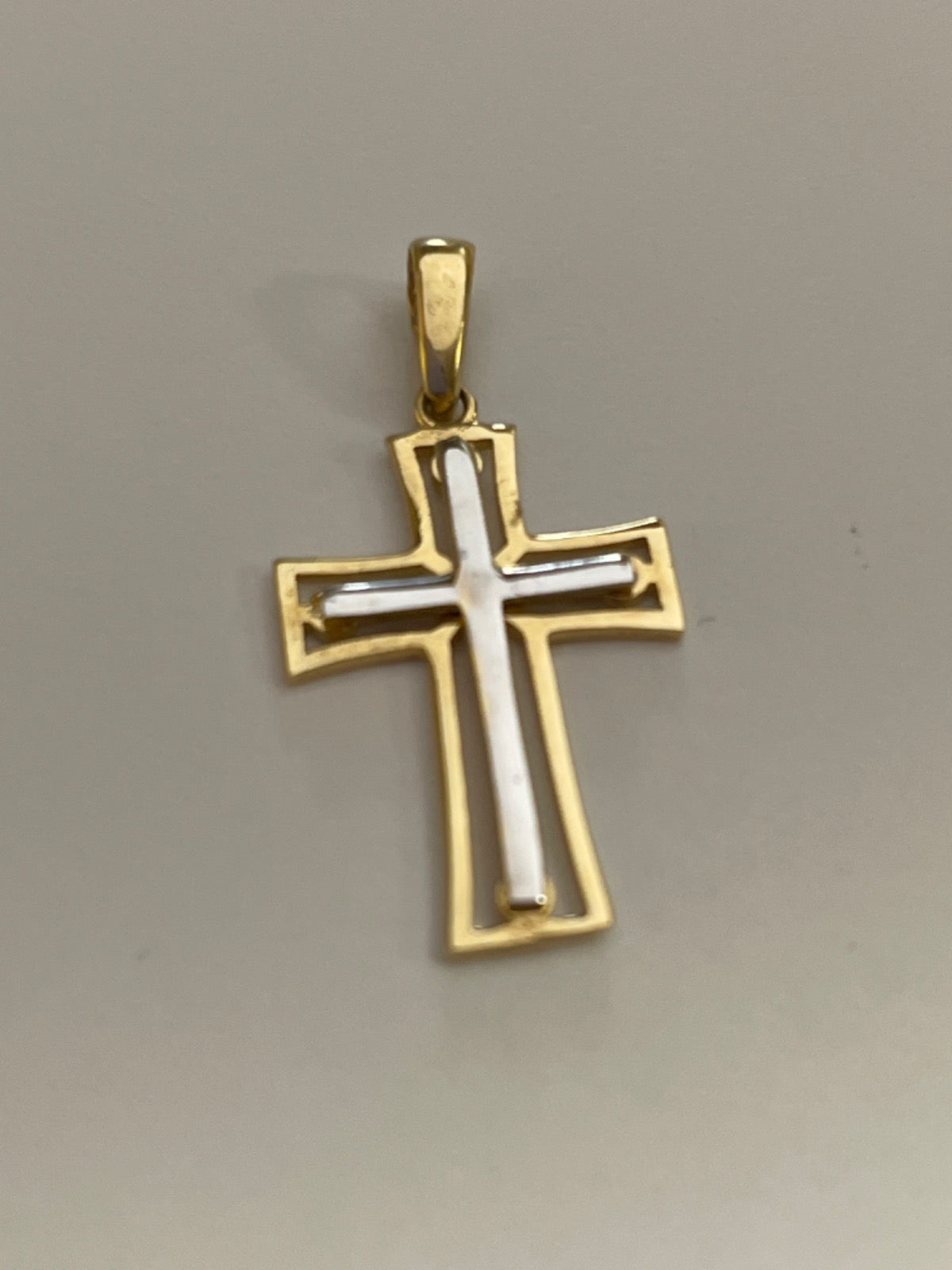 18K Two-Tone Gold Pendant