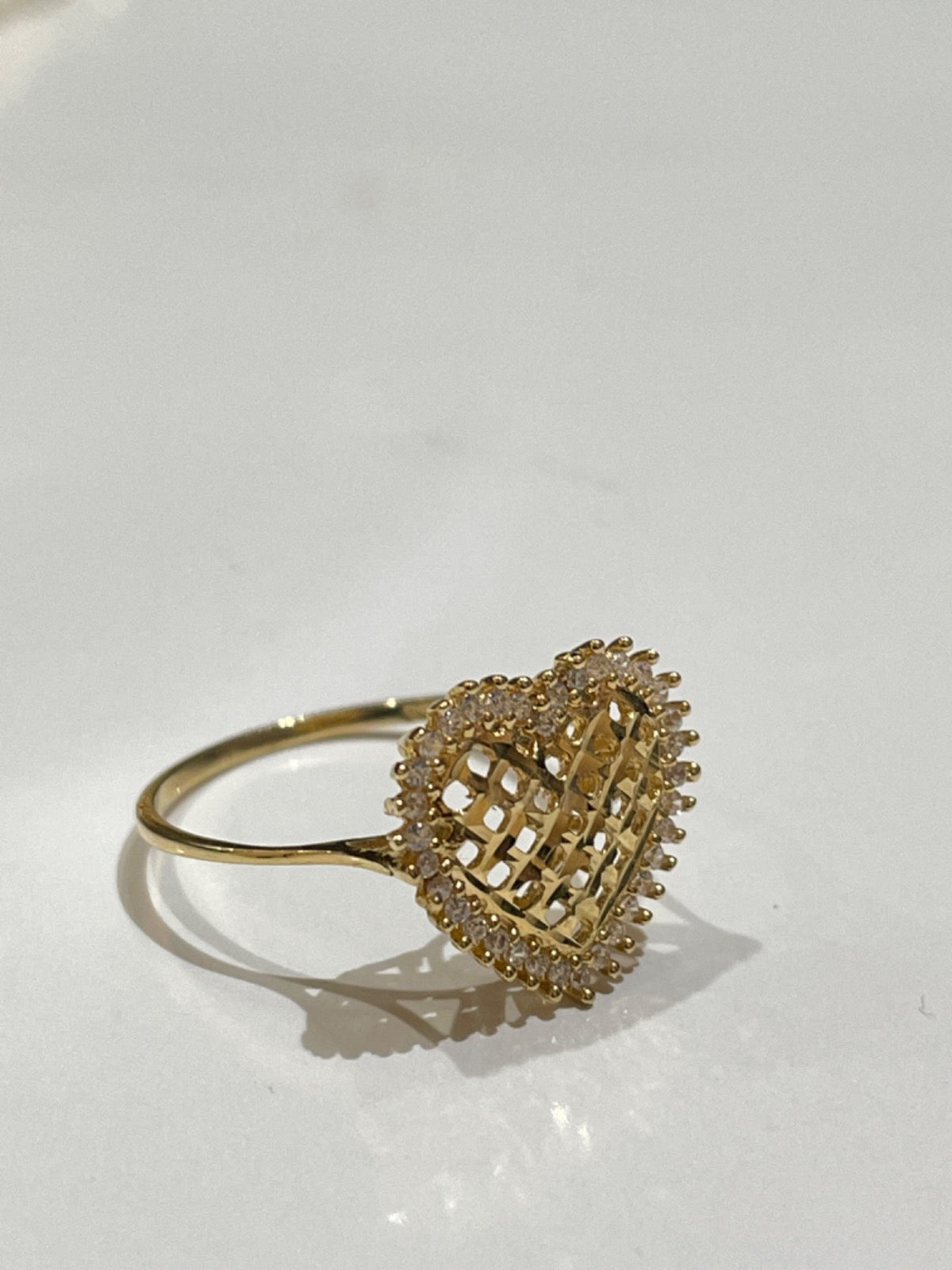 18K Yellow Gold Ring