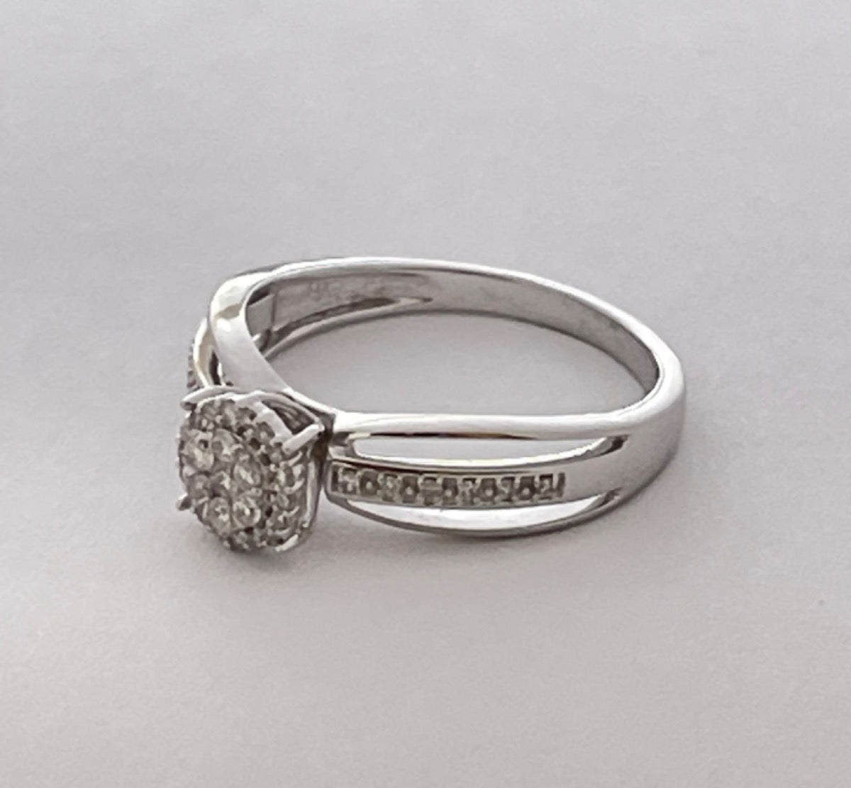 14K White Gold Engagement Ring with Diamond