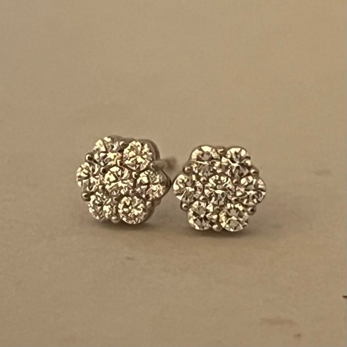 14K White Gold Flower Earring with CZ