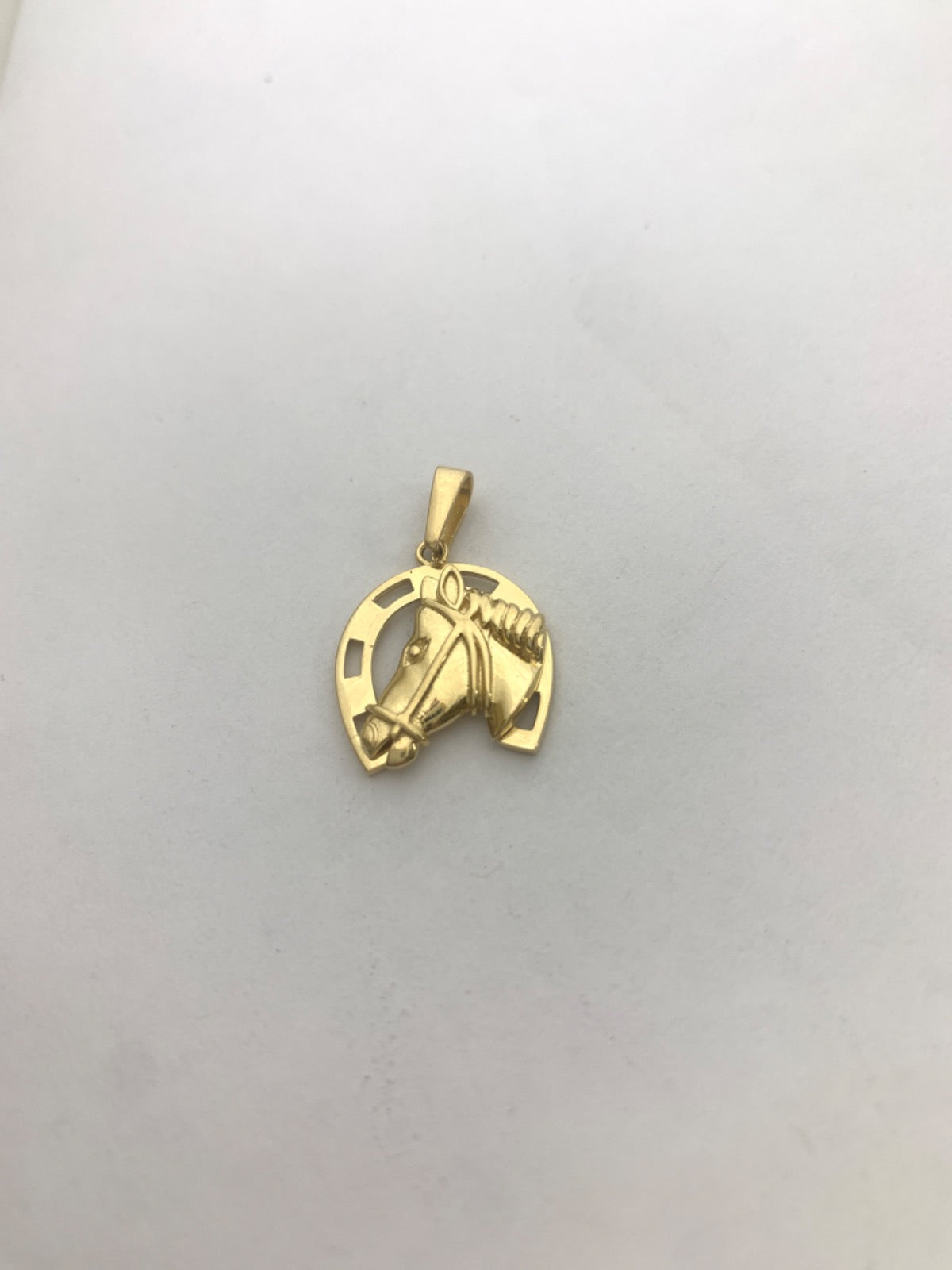 18K Yellow Gold Pendant