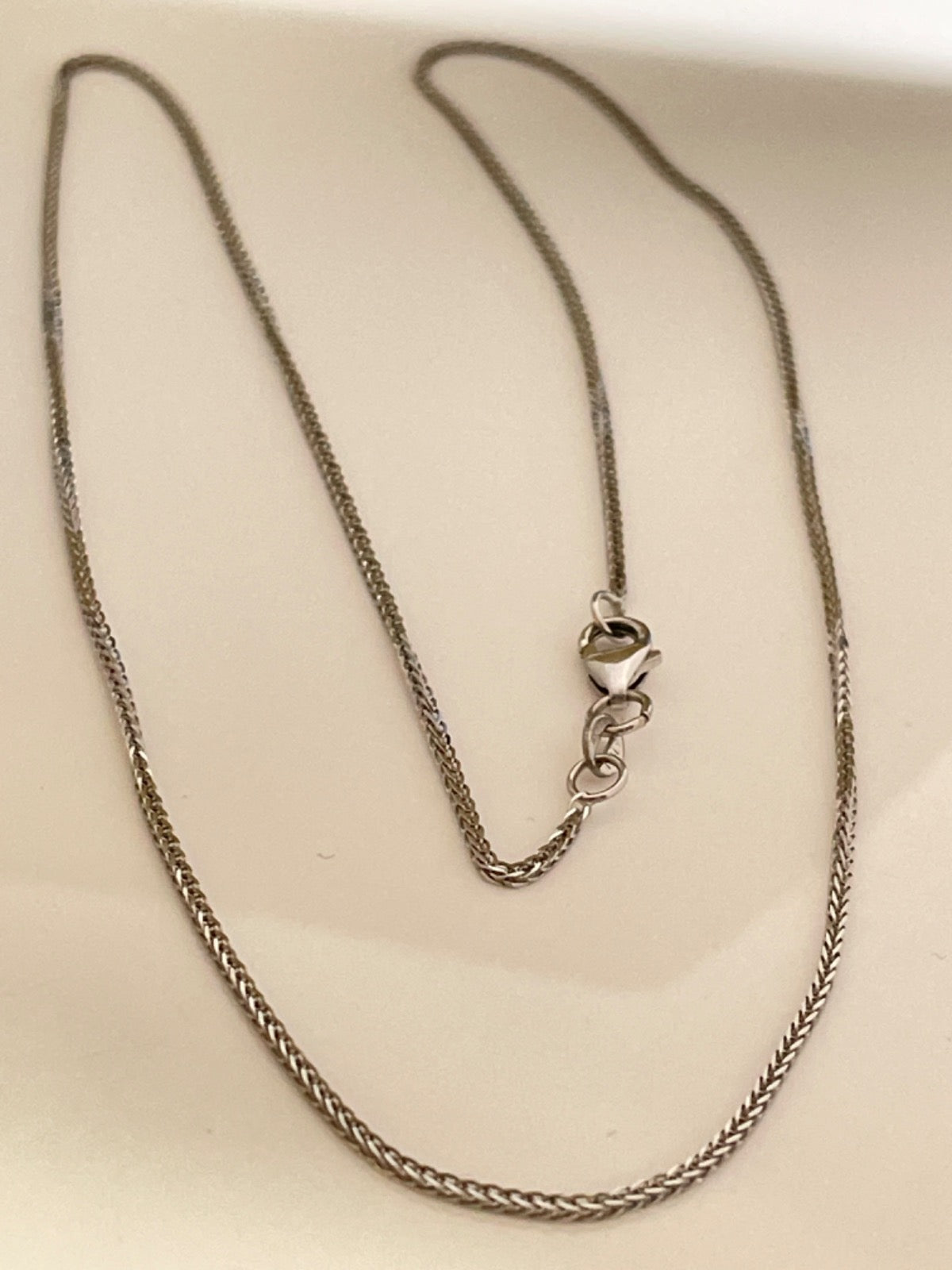 18K White Gold Chain