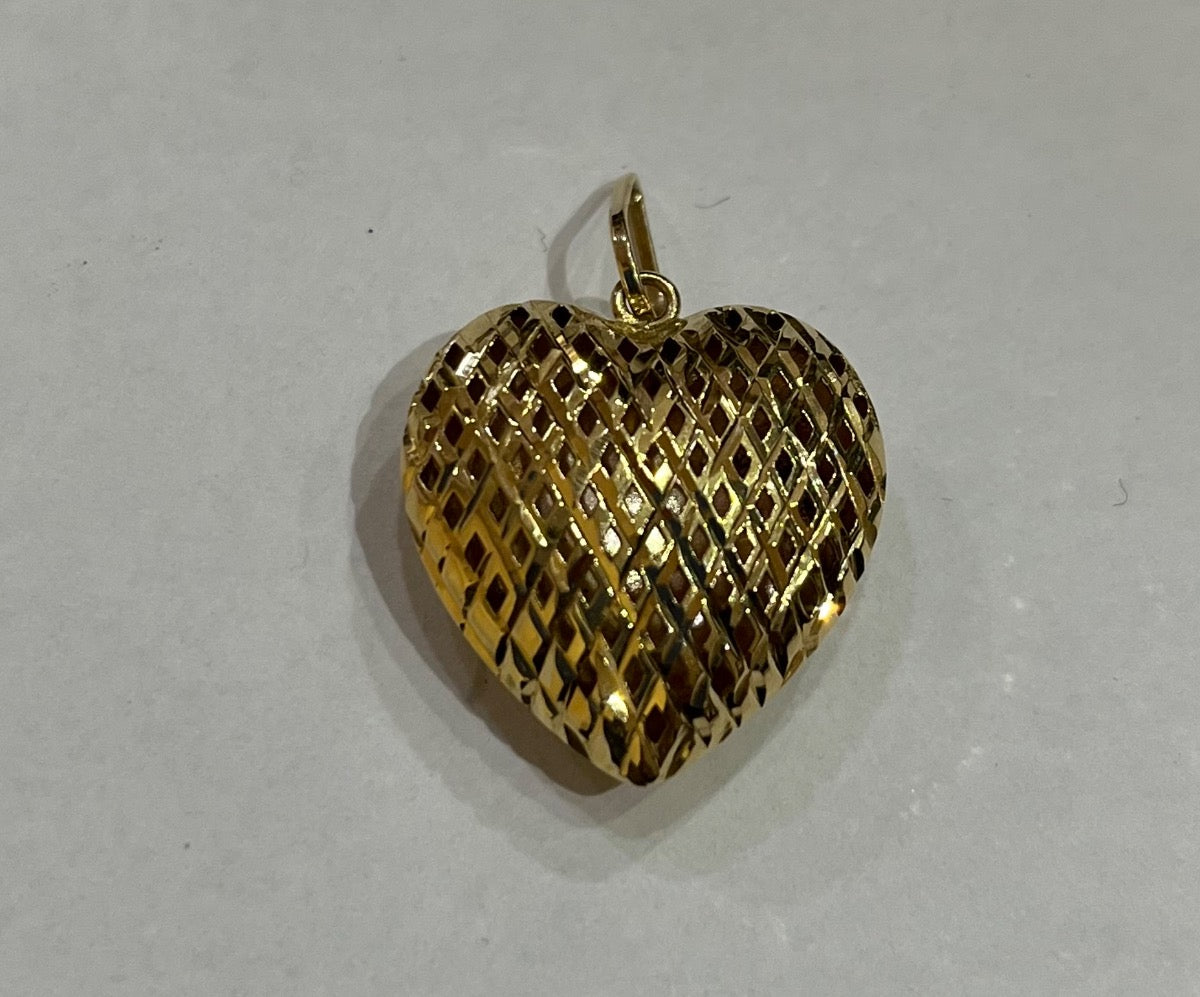 18K Yellow Gold Heart Pendant