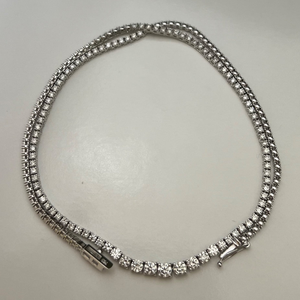 18K White Gold Necklace with Diamond