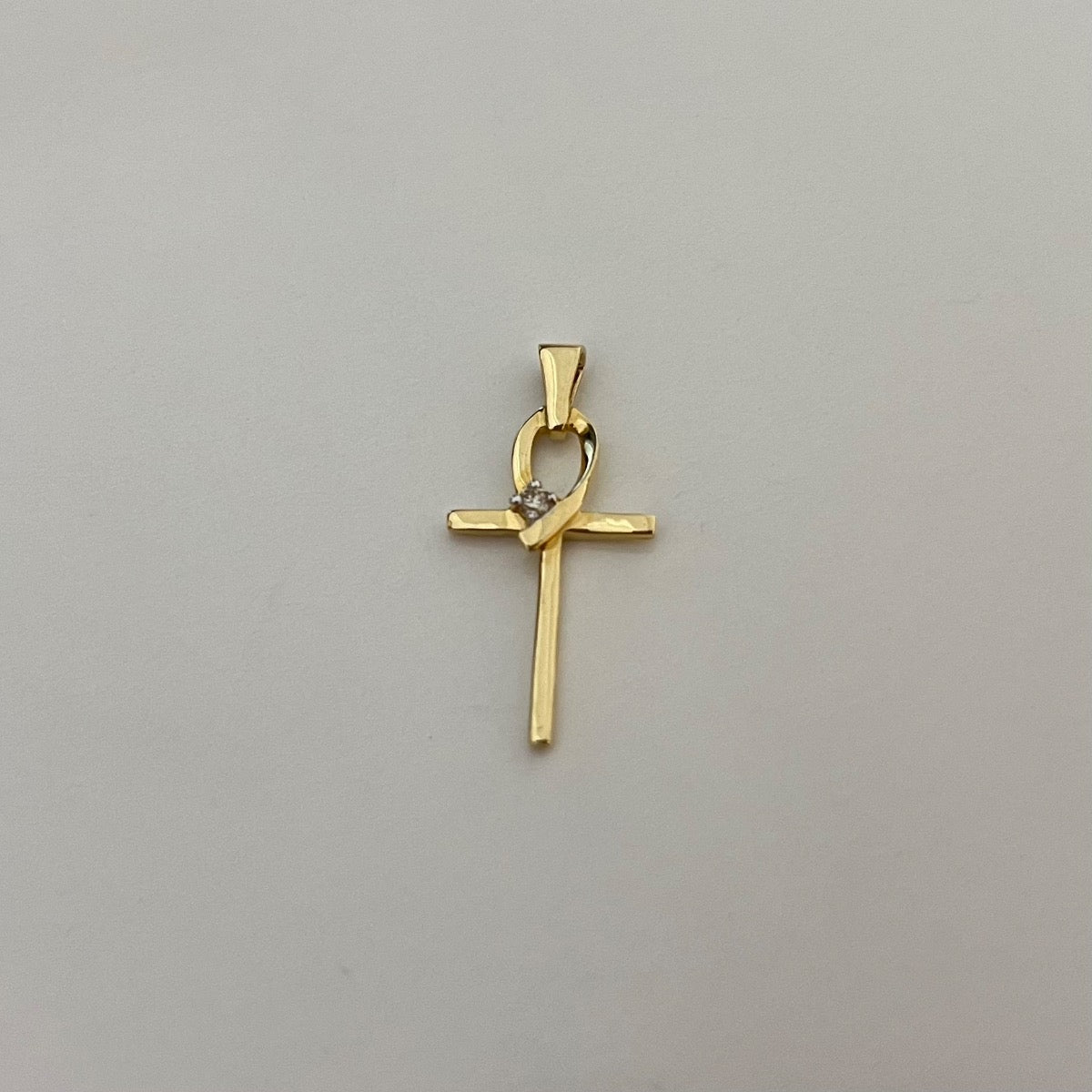 14K Yellow Gold Cross Pendant with Diamond