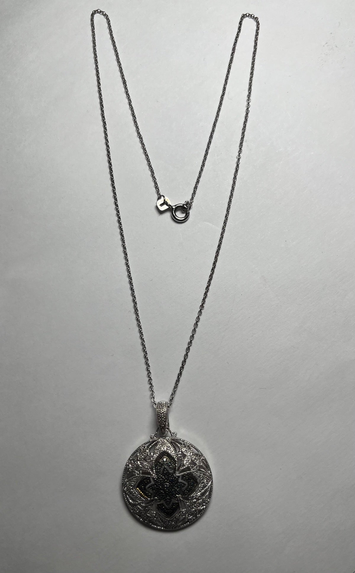 White Silver Charm Necklace Set with Diamond