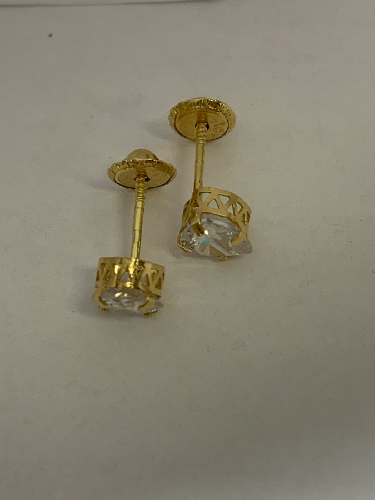 18K Yellow Gold Earring with CZ