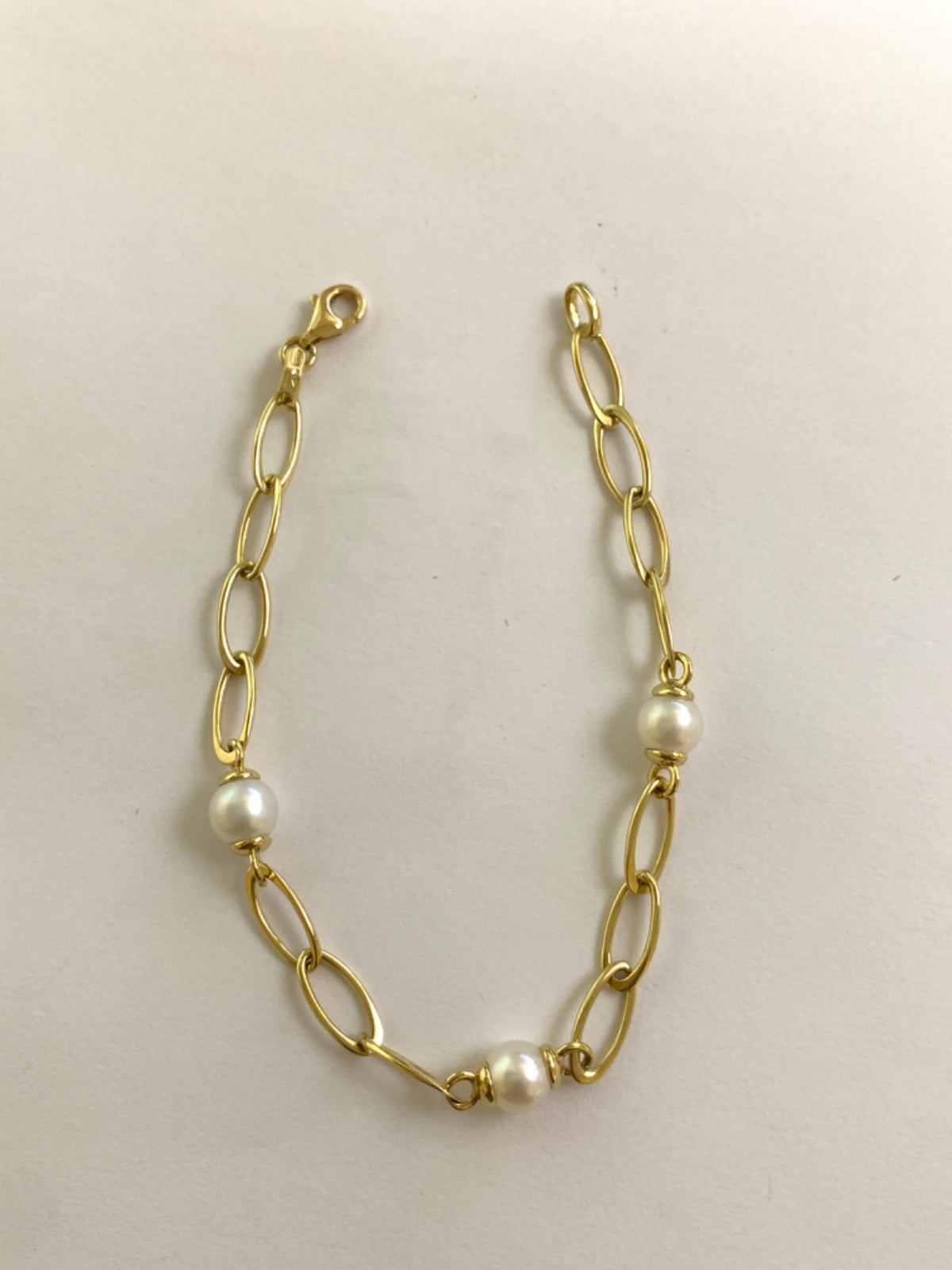 18K Yellow Gold Bracelet with Pearl