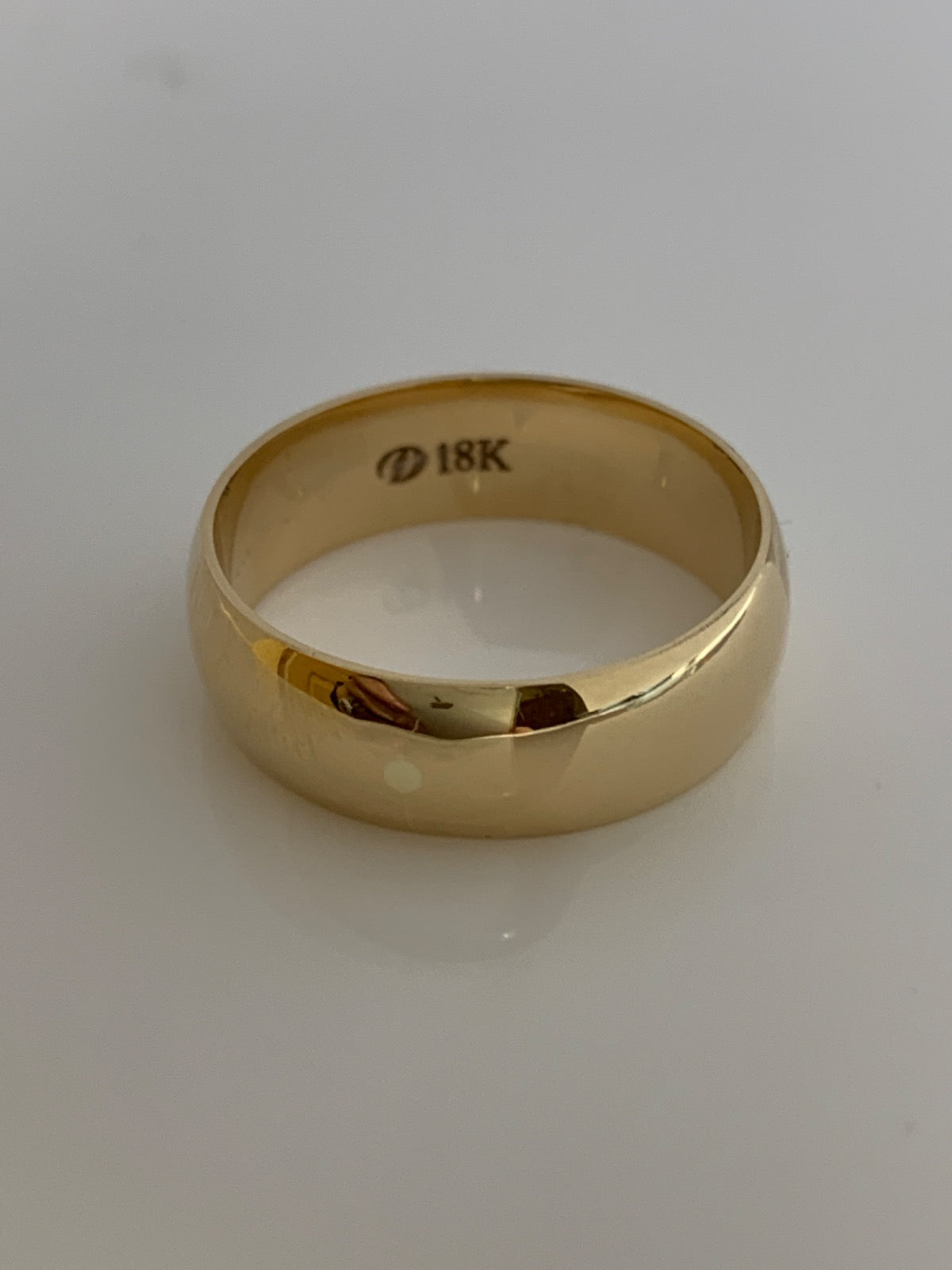 18K Yellow Gold Wedding Band