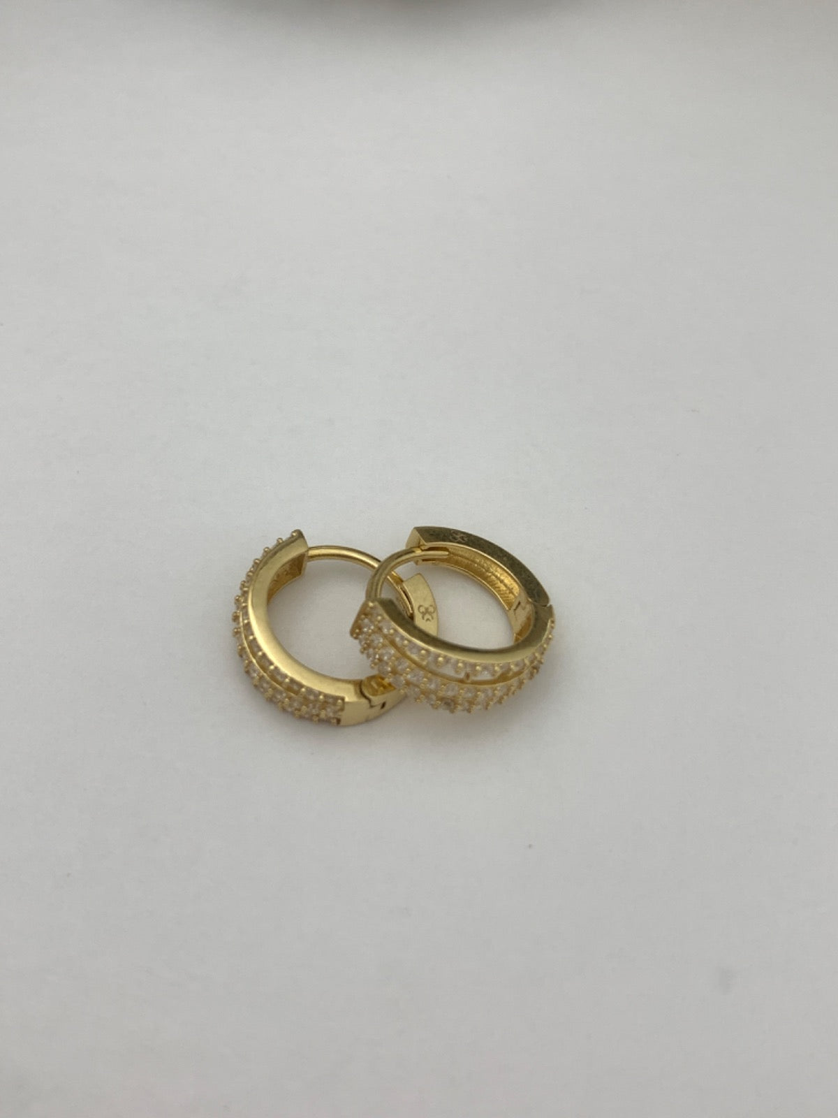 18K Yellow Gold Earring with CZ