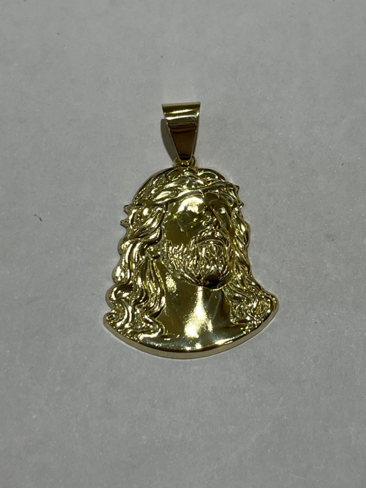 18K Yellow Gold Esu Pendant
