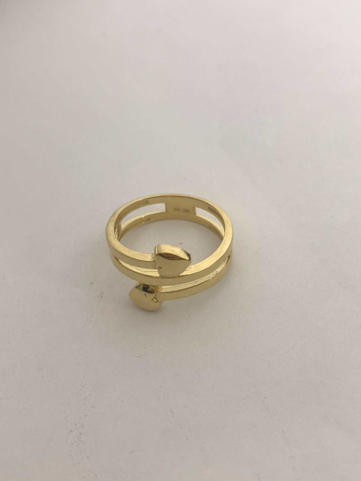 18K Yellow Gold Ring