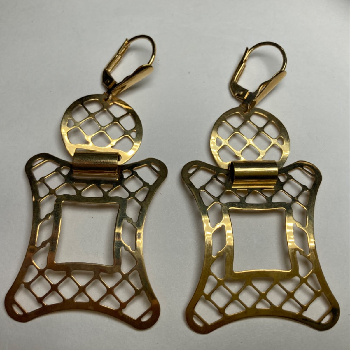 18K Yellow Gold Earring