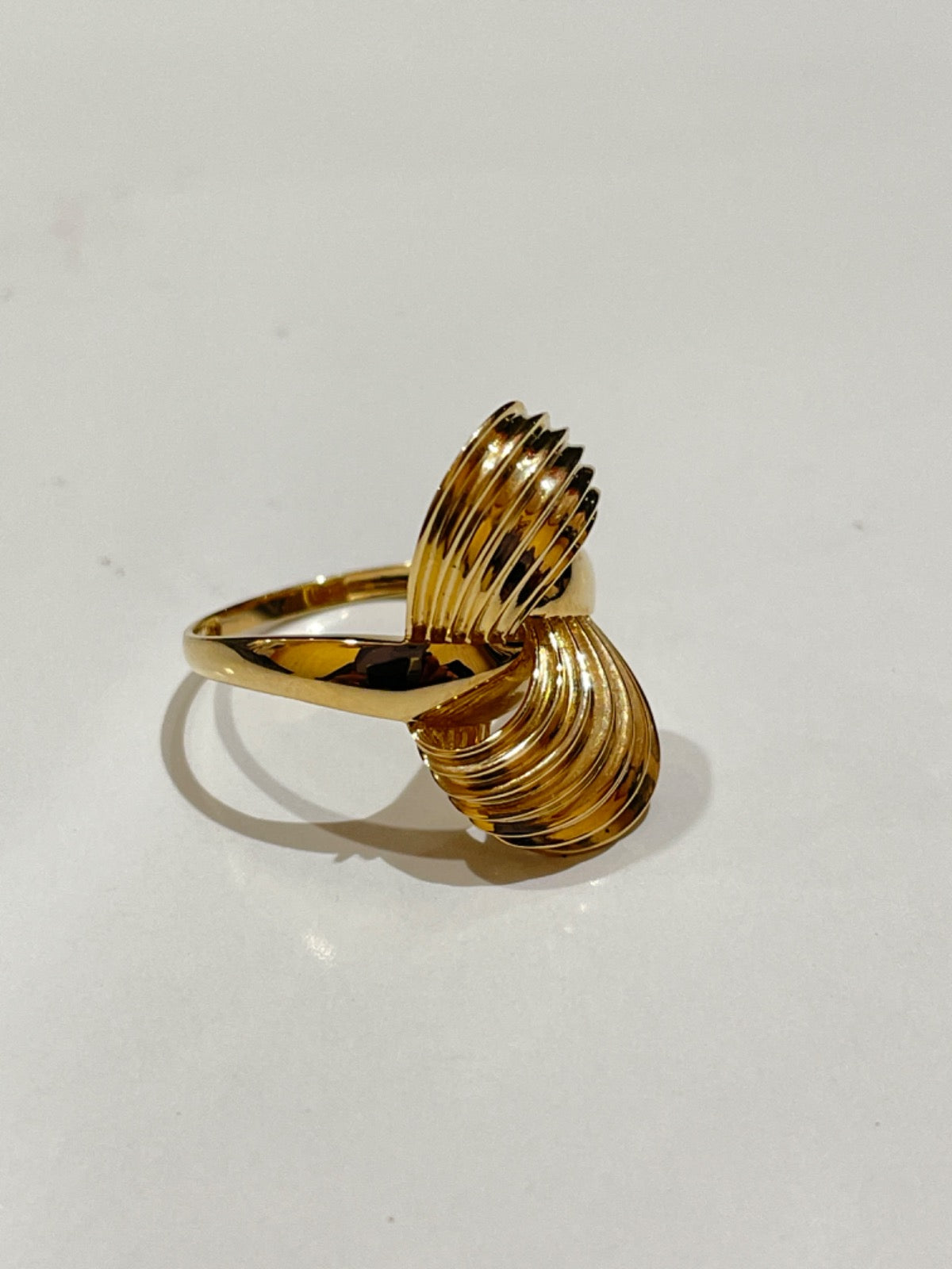 18K Yellow Gold Ring