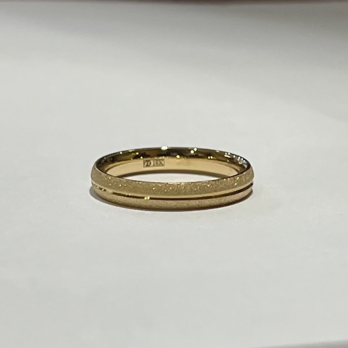 18K Yellow Gold Wedding Band
