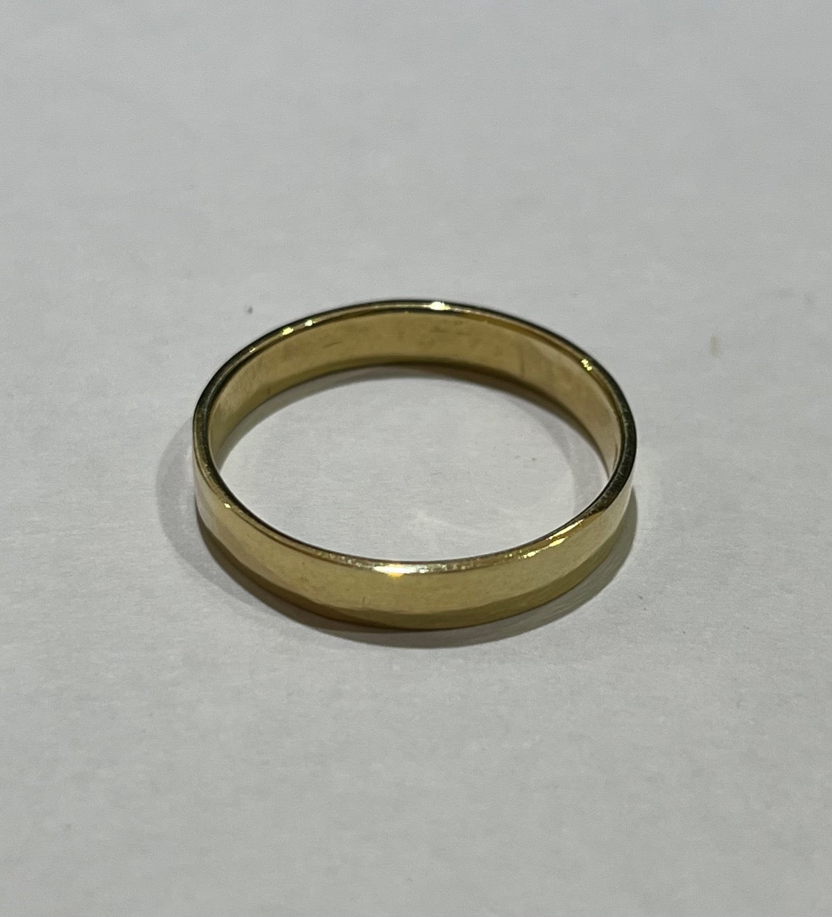 18K Yellow Gold Wedding Band