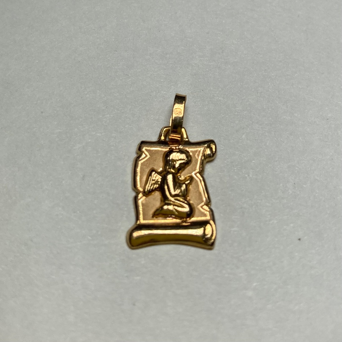 18K Yellow Gold Charm