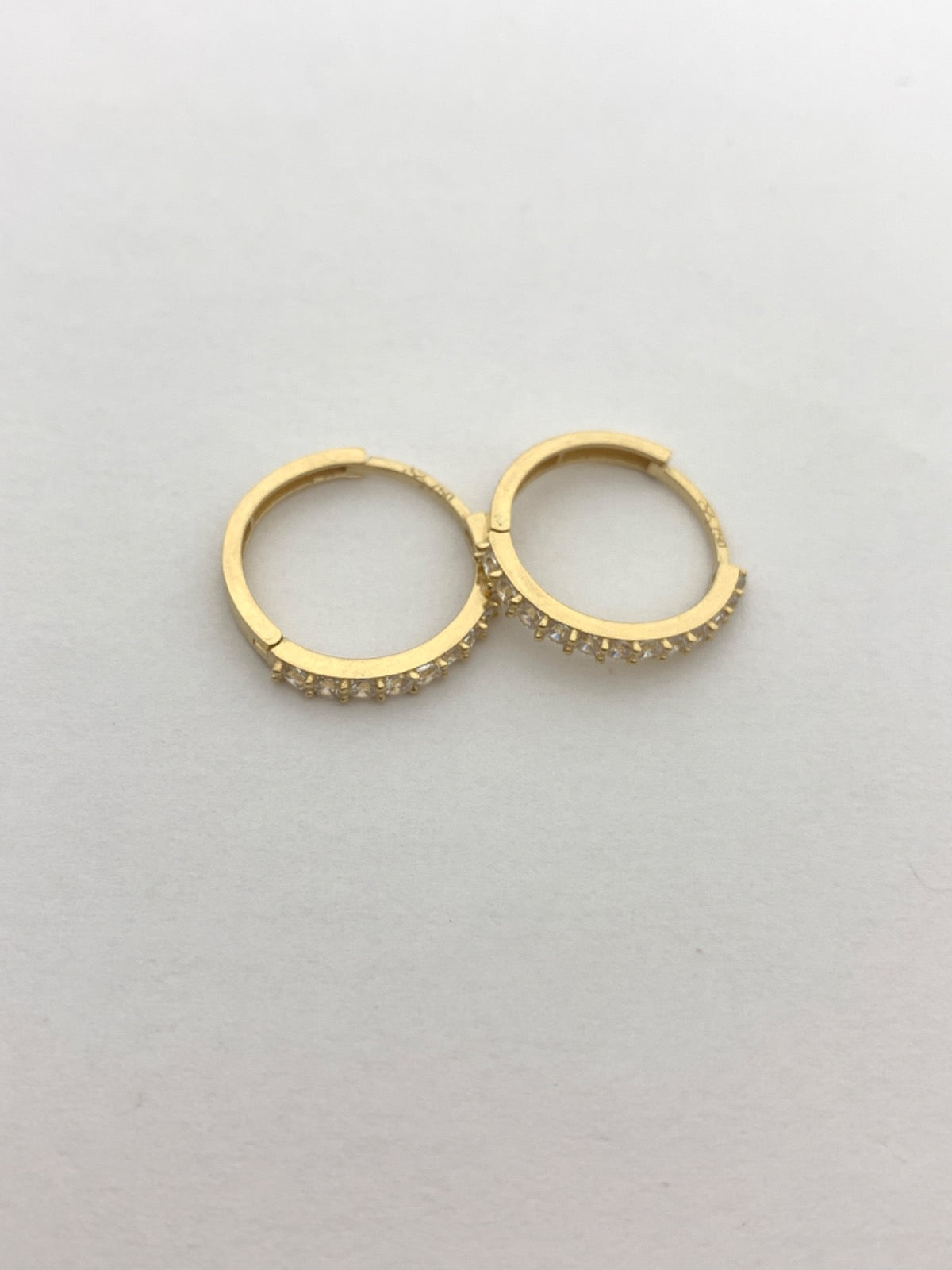 18K Yellow Gold Earring with CZ