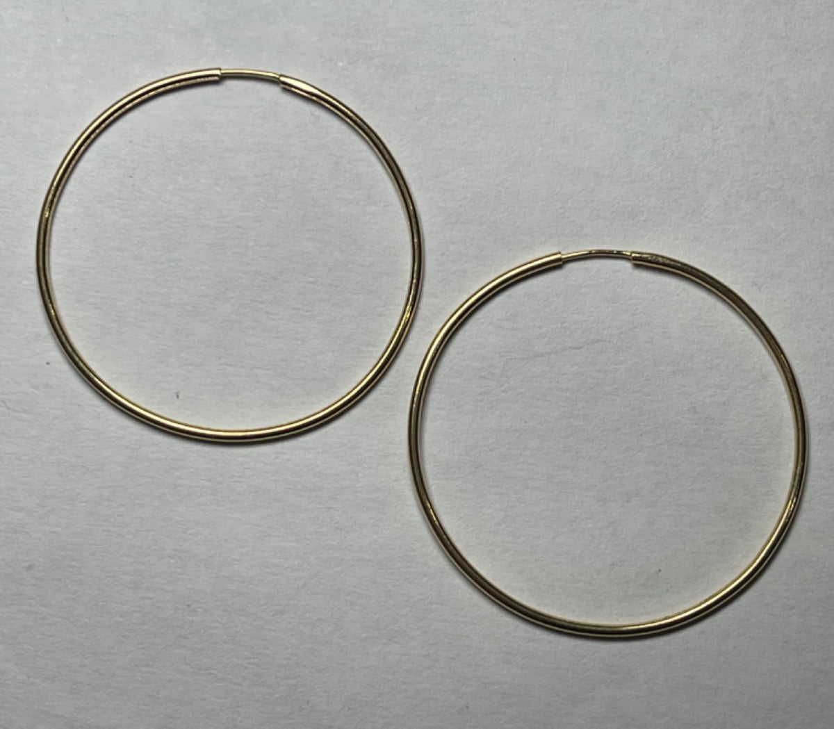 18K Yellow Gold Hoops Earring