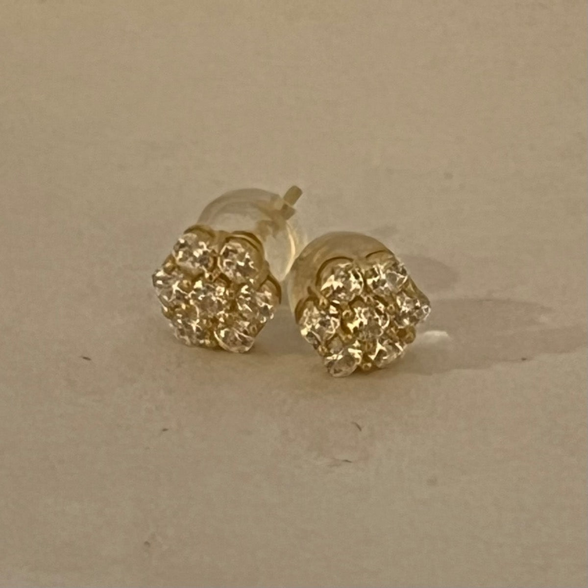 14K Yellow Gold Flower Earring with CZ