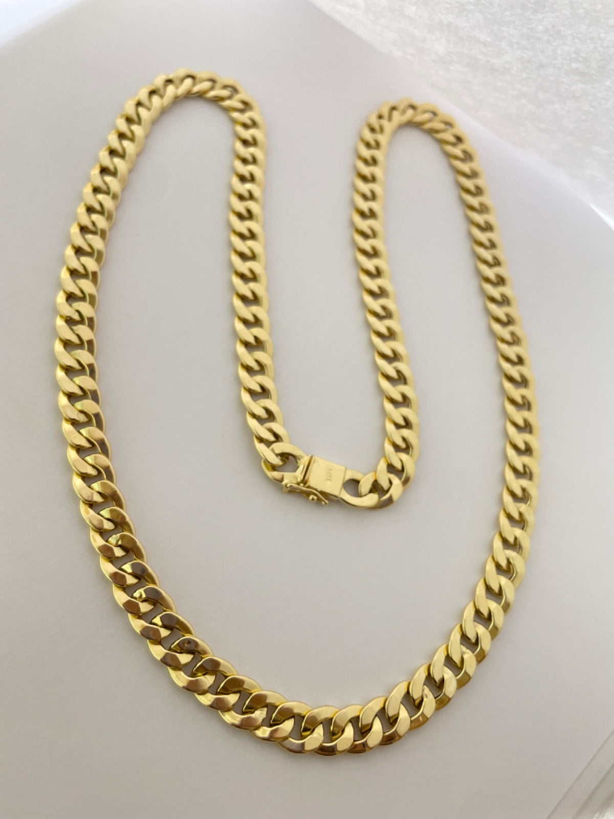 18K Yellow Gold Flat Curb Link Chain