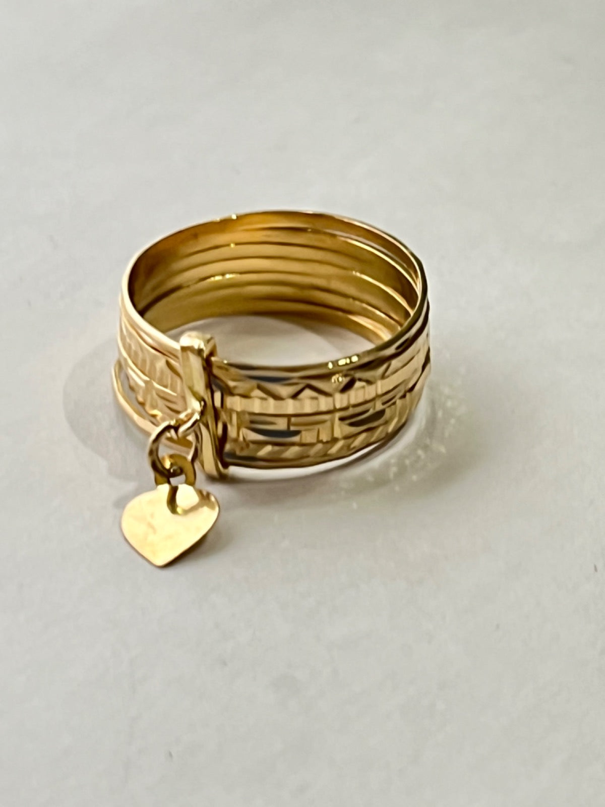 19K Yellow Gold Ring