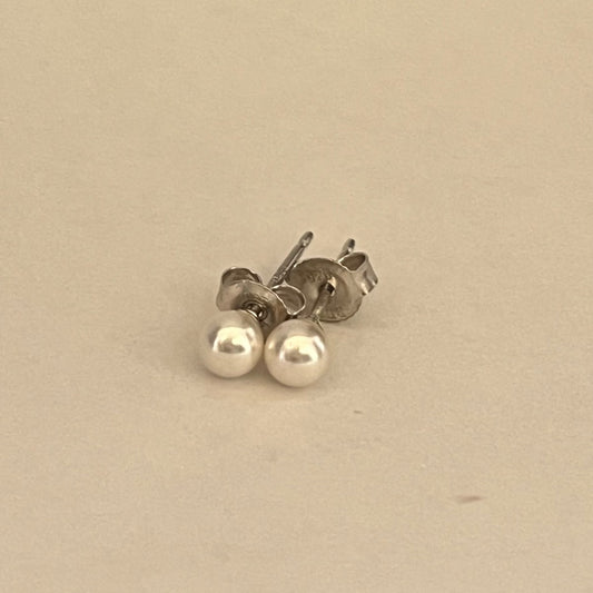 Silver Swarovski Pearl  Earring